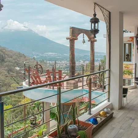 Casa Mural